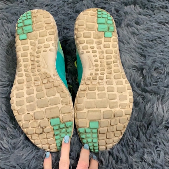 Nike running shoes - Picture 4 of 4